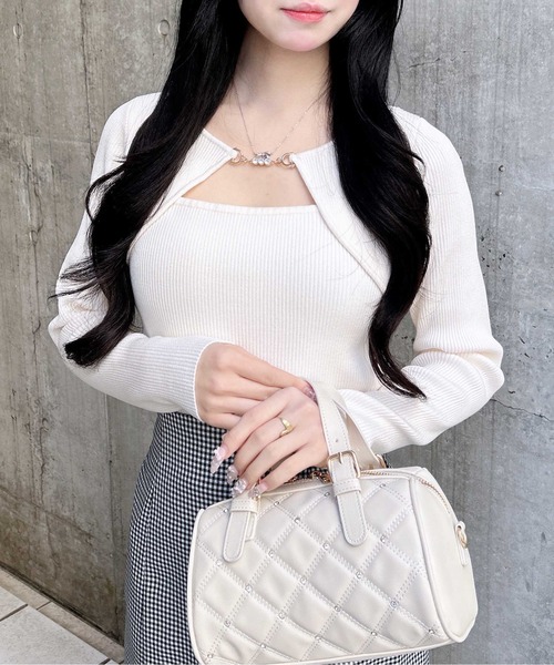 INGNI（イング）の「ビット付デコルテオープンリブニット（ニット/セーター・レディース・オフホワイト/ピンク/サックスブルー/ブラック・M）」の6枚目の写真