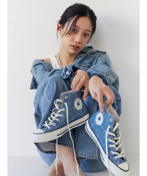 Ungrid（アングリッド）の「CONVERSEコラボデニムALL STAR AGED HI / UG15TH（スニーカー・レディース・ブルー・28/27.5/26.5/25.5/24.5/23.5/22.5）」の3枚目の写真