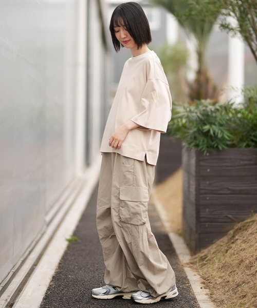 adidas(アディダス)の「adidas/アディダス W SOFTLUX ルーズフィット Tシャツ KLH94(Tシャツ/カットソー・レディース・オフホワイト・M/L)」の12枚目の写真