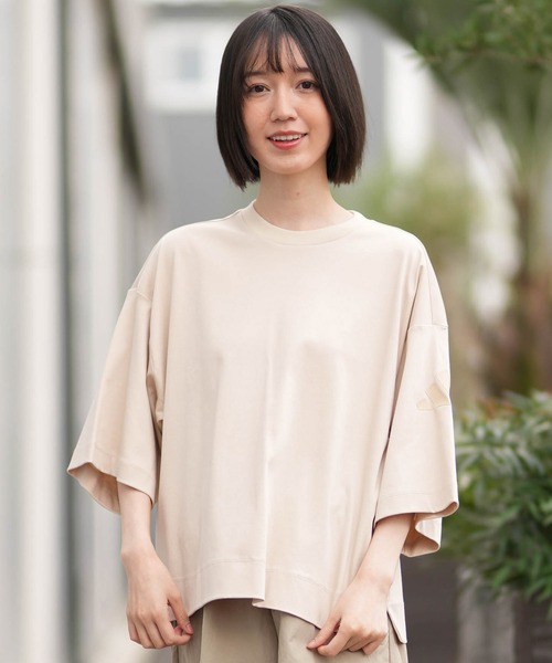 adidas(アディダス)の「adidas/アディダス W SOFTLUX ルーズフィット Tシャツ KLH94(Tシャツ/カットソー・レディース・オフホワイト・M/L)」の6枚目の写真