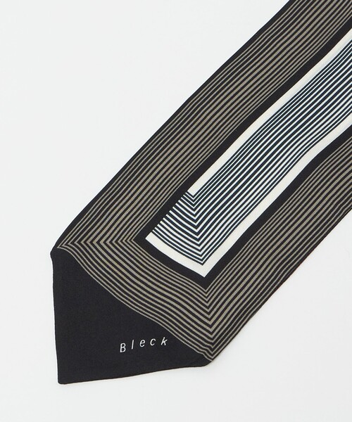 green label relaxing（グリーンレーベルリラクシング）の「＜Bleck＞ライン スカーフ（ストール/ショール・メンズ・ブラック・FREE）」の4枚目の写真