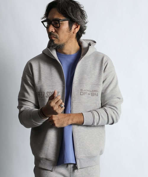 The DUFFER of ST.GEORGE(ザダファーオブセントジョージ)の「〔BLACK LABEL〕SORONA DOUBLE KNIT STAND PARKA:セットアップ対応 ソロナ ダンボールニット スタンドパーカー(パーカー・メンズ・ブラック/グレー/スミクロ・X-LARGE/LARGE/MEDIUM/SMALL)」の12枚目の写真