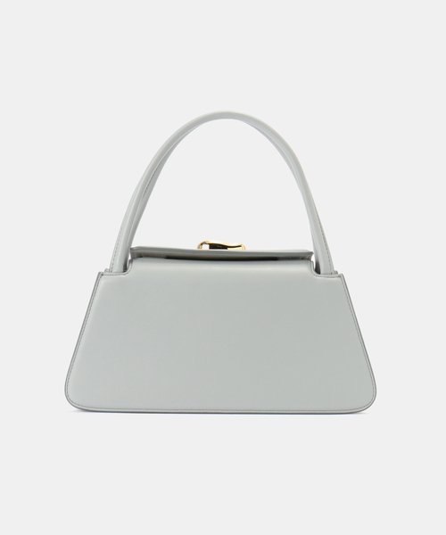 La TOTALITE（ラトータリテ）の「LE VERNIS/ル ベルニ Poire boogie バッグ（ハンドバッグ・レディース・サックスブルー/アイボリー・FREE）」の4枚目の写真