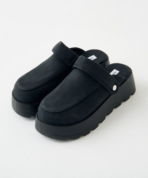 Kastane(カスタネ)の「サボ2WAYローファー(その他シューズ・レディース・ブラック/ベージュ・LARGE/MEDIUM)」の10枚目の写真