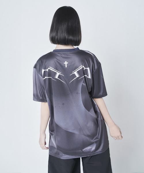 Re:CRYPT(リクリプト)の「モノトーンガール グラフィックTシャツ(Tシャツ/カットソー・レディース・ブラック・F)」の8枚目の写真