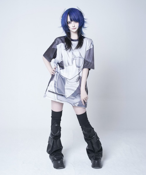 Re:CRYPT(リクリプト)の「モノトーンガール グラフィックTシャツ(Tシャツ/カットソー・レディース・ブラック・F)」の4枚目の写真