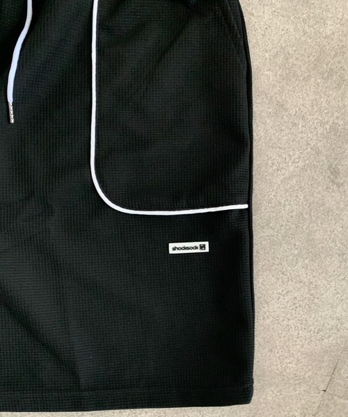 link lot(リンクロット)の「【2点セット】カレッジロゴ ハイネックリラックスセットアップ(Tシャツ/カットソー・メンズ・グレー/ブラック・L/M)」の22枚目の写真