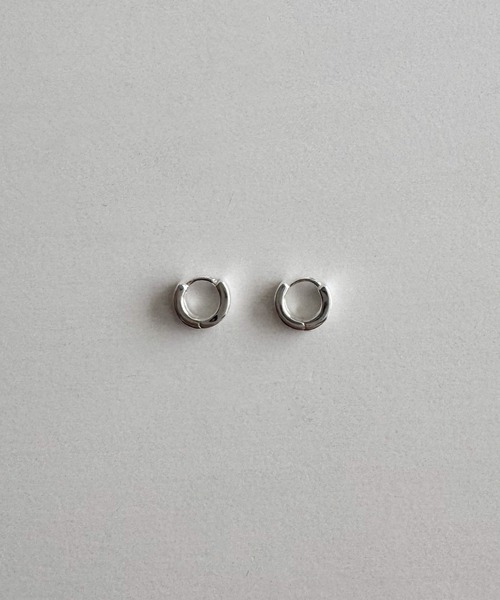 CANAL JEAN（キャナルジーン）の「Pt　【Silver925】プチフープシルバーピアス（ピアス（両耳用）・レディース・シルバー・ONE SIZE）」の4枚目の写真