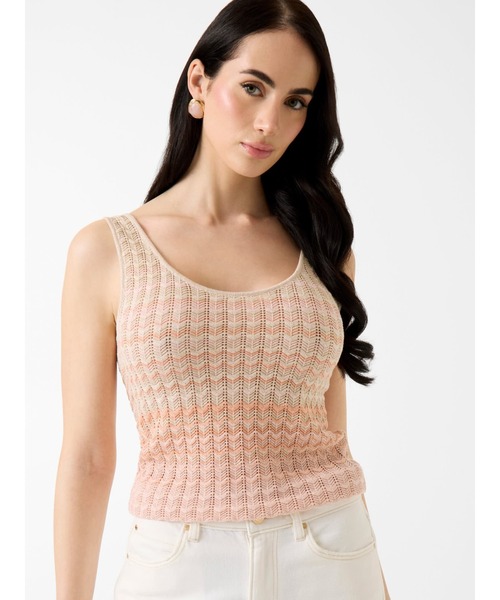 Guess(ゲス)の「ROSALYN Tank Sweater ニット タンクトップ(タンクトップ・レディース・ライトブルー/ピンク・SMALL/LARGE/MEDIUM/X-SMALL)」の5枚目の写真