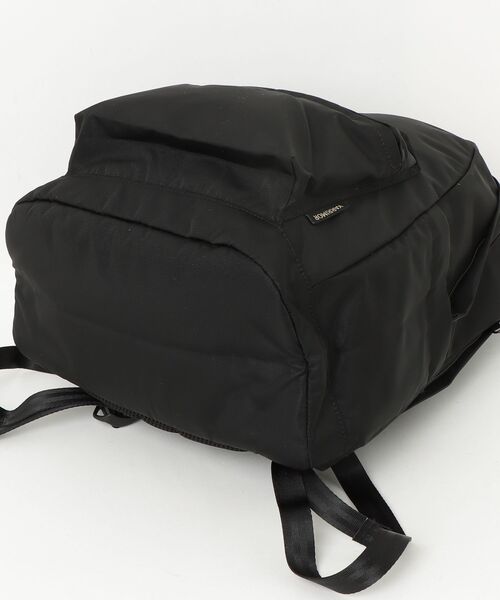 karrimor（カリマー）の「M daypack 20（バックパック/リュック・メンズ・ダークグレー/ブラック・FREE）」の4枚目の写真