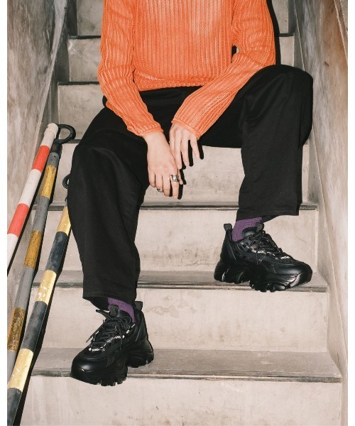 STEVE MADDEN(スティーブマデン)の「厚底ボリュームスニーカー/S.MADDEN RECOUPE-M-RS(スニーカー・メンズ・ブラック/ホワイト・26.0cm/26.5cm/27.0cm/27.5cm)」の2枚目の写真