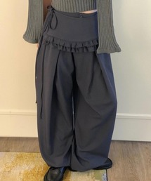 レイヤードフリルスカート+プリーツスラックス