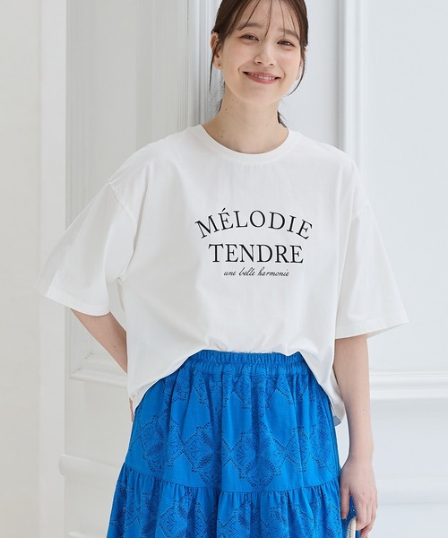 Honeys(ハニーズ)の「【ハニさら・接触冷感・UVカット】ロゴプリントゆるTシャツ(Tシャツ/カットソー・レディース・スミクロ/ネイビー/ホワイト/ライム/レッド・L/LL/M/S)」の8枚目の写真