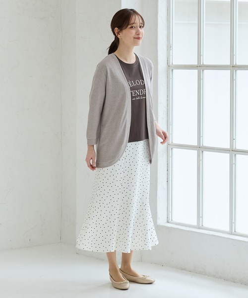 Honeys(ハニーズ)の「【ハニさら・接触冷感・UVカット】ロゴプリントゆるTシャツ(Tシャツ/カットソー・レディース・スミクロ/ネイビー/ホワイト/ライム/レッド・L/LL/M/S)」の9枚目の写真