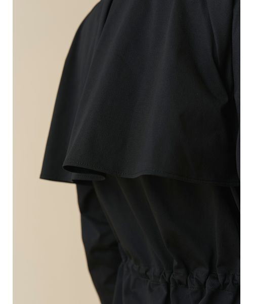 SNIDEL(スナイデル)の「【WEB限定/LUMISHADE】サンバイザー付きUVカットパーカー(パーカー・レディース・ブラック/アイボリー・F)」の15枚目の写真