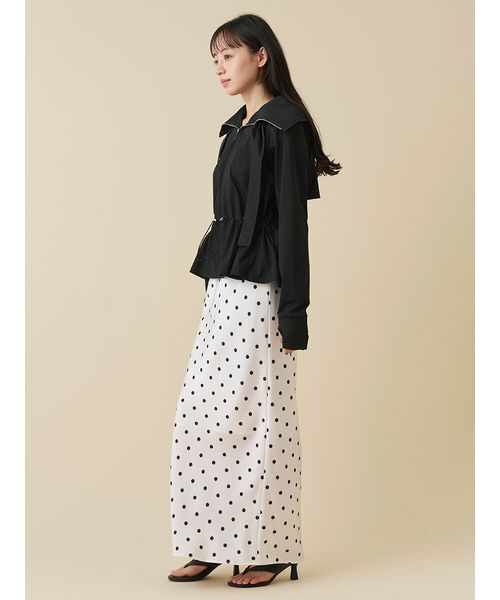 SNIDEL(スナイデル)の「【WEB限定/LUMISHADE】サンバイザー付きUVカットパーカー(パーカー・レディース・ブラック/アイボリー・F)」の19枚目の写真