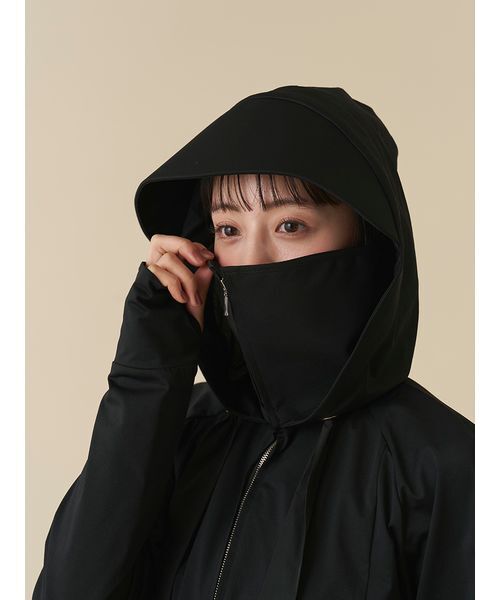 SNIDEL(スナイデル)の「【WEB限定/LUMISHADE】サンバイザー付きUVカットパーカー(パーカー・レディース・ブラック/アイボリー・F)」の20枚目の写真