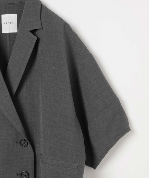 LEPSIM(レプシィム)の「《リネンライクドライシリーズ》ランタンショート5分袖ダブルジャケット 639422(テーラードジャケット・レディース・チャコールグレー/カーキブラウン/ベージュ・FREE)」の6枚目の写真