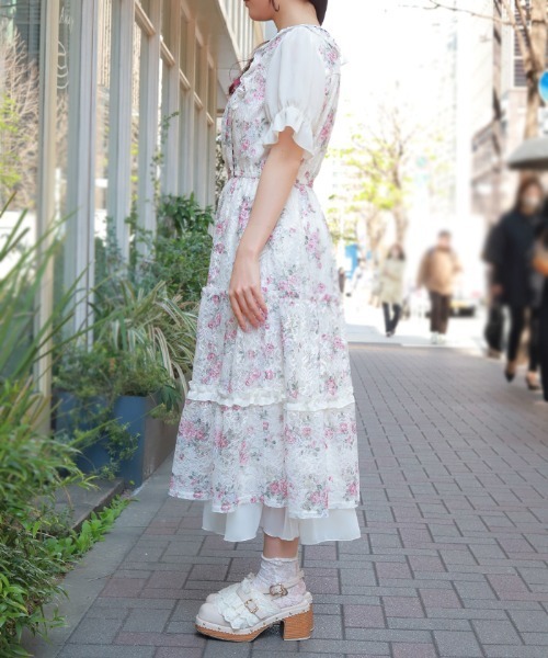 axes femme（アクシーズファム）の「レース×ブーケティアードワンピース（ワンピース・レディース・キナリ/サックスブルー・FREE）」の4枚目の写真