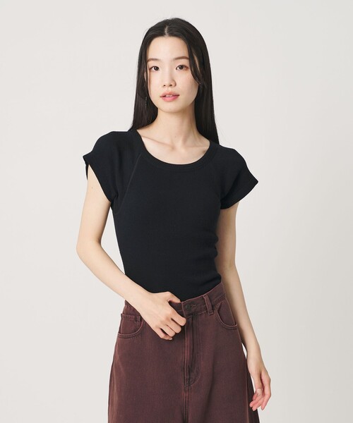 PALM(パーム)の「【別注】<PALM>バックオープン トップス(Tシャツ/カットソー・レディース・オリーブ/ブラック・FREE)」の3枚目の写真