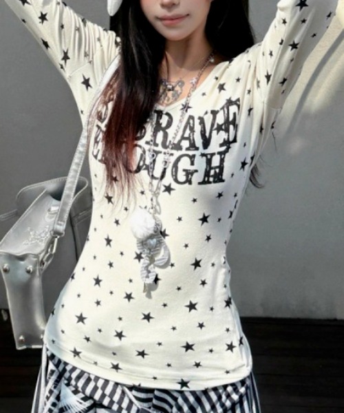 おしゃれスタ(オシャレスタ)の「スター柄ロゴデザインカットソー(Tシャツ/カットソー・レディース・ホワイト/グレー・XL/L/M/S)」の4枚目の写真