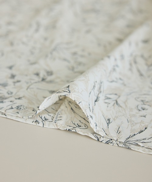 ROPE' PICNIC(ロペピクニック)の「【WEB限定サイズ】小花柄&線画アソートワンピース(ワンピース・レディース・キナリ/ブラック・M/TM/L)」の3枚目の写真