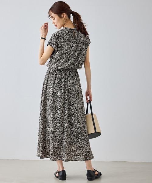 ROPE' PICNIC(ロペピクニック)の「【WEB限定サイズ】小花柄&線画アソートワンピース(ワンピース・レディース・キナリ/ブラック・M/TM/L)」の7枚目の写真