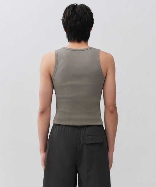 MUSINSA STANDARD（ムシンサスタンダード）の「[クールタンダード] エッセンシャルタンクトップ [トープ]（Tシャツ/カットソー・メンズ・その他・SMALL/MEDIUM/LARGE/X-LARGE/2XL/3XL）」の5枚目の写真