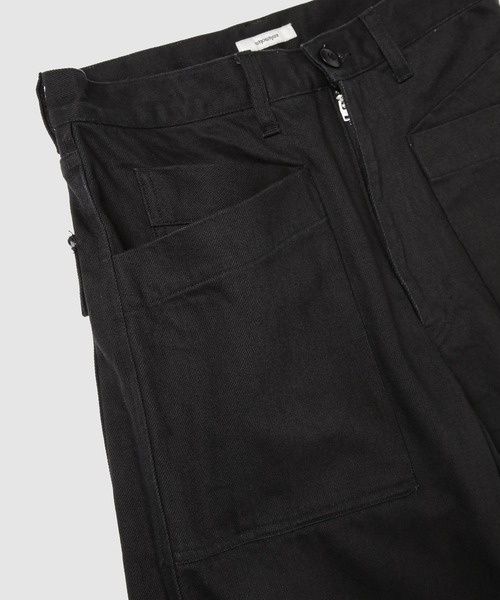 WhoWhat(フーワット)の「12oz DENIM ORIGAMI POCKET PANTS(デニムパンツ・メンズ・ブラック・M/S)」の4枚目の写真