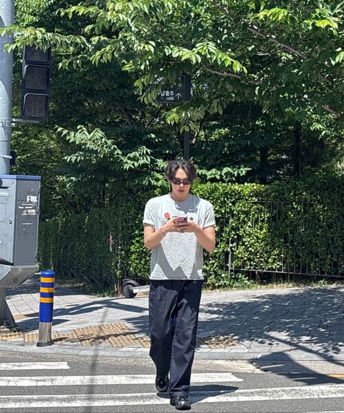XTONZ（エクストーンズ）の「XF010 アンチピンバッジTシャツ (GRAY)（Tシャツ/カットソー・レディース・その他・MEDIUM/LARGE/X-SMALL/SMALL）」の13枚目の写真