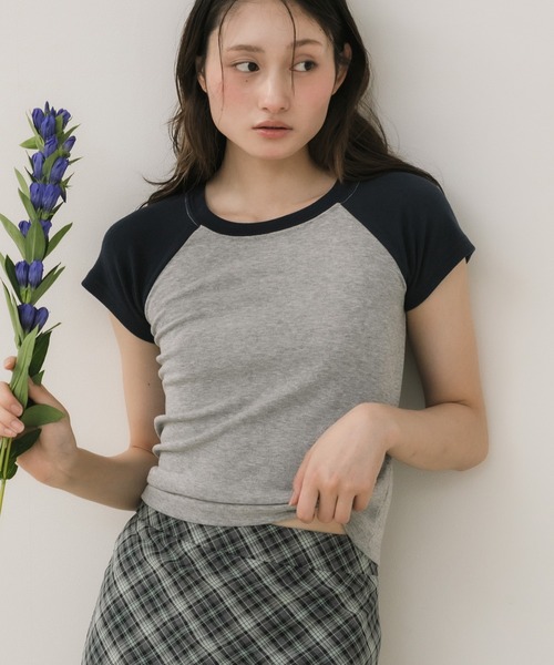 【人気韓国ブランド】ORR ラグランスリーブ コットン クロップドシャツ セール】ラグランミニTシャツ / クロップド丈 ラグランスリーブ T