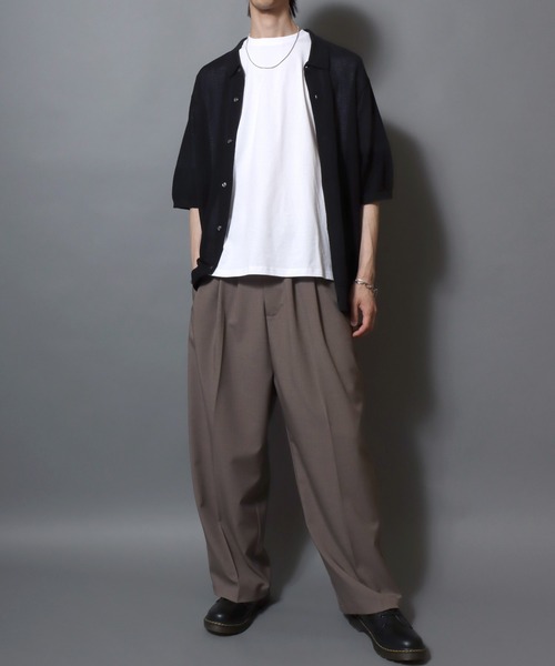 ANPAS(アンパス)の「Cooling Pique-Texture Knit Polo Cardigan / 14G 接触冷感 鹿の子編み ルーズシルエットニットポロカーデ 半袖 メンズ サマーカーディガン シンプル 無地(カーディガン/ボレロ・メンズ・ブラック/チャコールグレー/グレイッシュベージュ・M/L)」の18枚目の写真