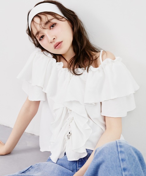 Tiny EDEN(タイニーエデン)の「オフショル2WAYトップス(シャツ/ブラウス・レディース・ホワイト/ブラック・FREE)」の14枚目の写真