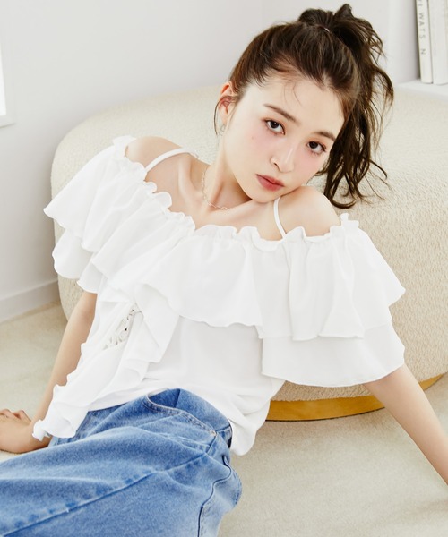 Tiny EDEN(タイニーエデン)の「オフショル2WAYトップス(シャツ/ブラウス・レディース・ホワイト/ブラック・FREE)」の17枚目の写真