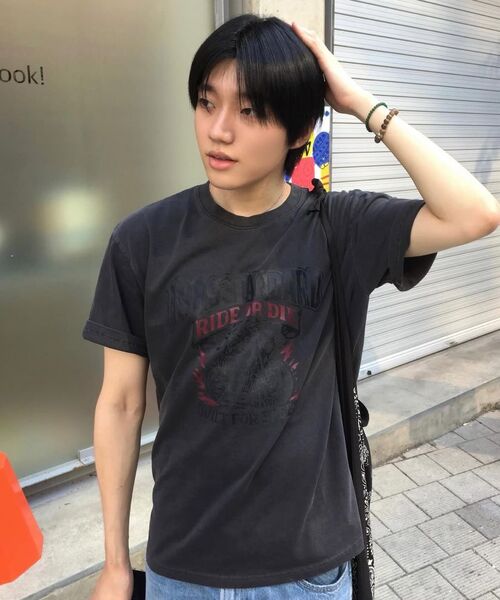 1989STANDARD(1989スタンダード)の「RIDER 1989 ピグメント 半袖 (SPSSTD-0262)(Tシャツ/カットソー・メンズ・チャコールグレー・MEDIUM/LARGE/X-LARGE)」の3枚目の写真