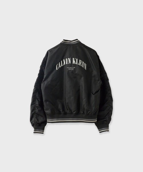 Calvin Klein(カルバン・クライン)の「Calvin Klein LS UNFILLED NYLON TIPPED GRAPHIC BOMBER MA-1 / 4RF510G(ブルゾン・メンズ・ブラック・M/S/L)」の2枚目の写真