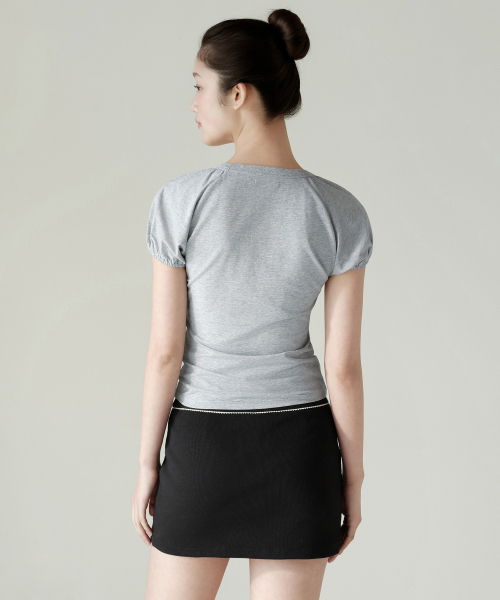 MUSINSA STANDARD WOMAN（ムシンサスタンダードウーマン）の「ウィメンズボリュームスリーブスリムTシャツ[ミディアムグレー]（Tシャツ/カットソー・レディース・その他・X-SMALL/SMALL/MEDIUM/LARGE）」の3枚目の写真