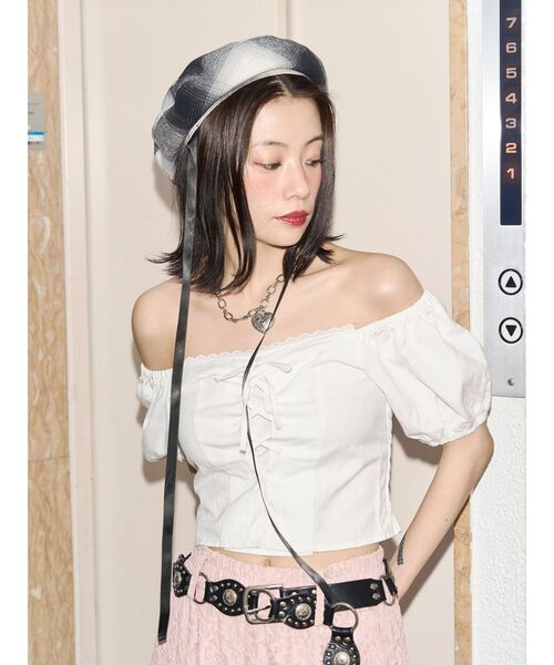 jouetie(ジュエティ)の「【kaorinomori×jouetie】ルモアスタッズベレー(ハンチング/ベレー帽・レディース・ブラック/レッド・FREE)」の12枚目の写真