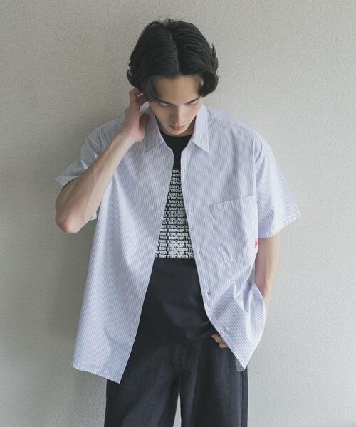 SENSE OF PLACE by URBAN RESEARCH(センスオブプレイスバイアーバンリサーチ)の「『別注』LOVE POP STUDIO×SENSE OF PLACE シャツ(シャツ/ブラウス・メンズ・ホワイト/ブルー・MEDIUM/LARGE)」の5枚目の写真