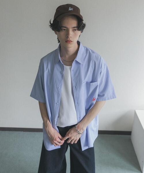 SENSE OF PLACE by URBAN RESEARCH(センスオブプレイスバイアーバンリサーチ)の「『別注』LOVE POP STUDIO×SENSE OF PLACE シャツ(シャツ/ブラウス・メンズ・ホワイト/ブルー・MEDIUM/LARGE)」の15枚目の写真