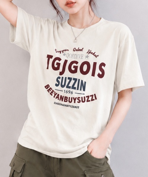 NANEA（ナネア）の「カレッジロゴ グラフィックプリントTシャツ（Tシャツ/カットソー・レディース・ネイビー/ブラック/アイボリー/ピンク/ホワイト・MEDIUM）」の3枚目の写真