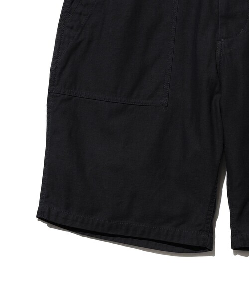 BEAMS PLUS（ビームスプラス）の「MIL Utility Shorts Reversed Sateen（その他パンツ・メンズ・ブラック/オリーブ/グリーン/ネイビー・SMALL/MEDIUM/X-LARGE/LARGE）」の10枚目の写真