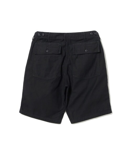 BEAMS PLUS（ビームスプラス）の「MIL Utility Shorts Reversed Sateen（その他パンツ・メンズ・ブラック/オリーブ/グリーン/ネイビー・SMALL/MEDIUM/X-LARGE/LARGE）」の17枚目の写真