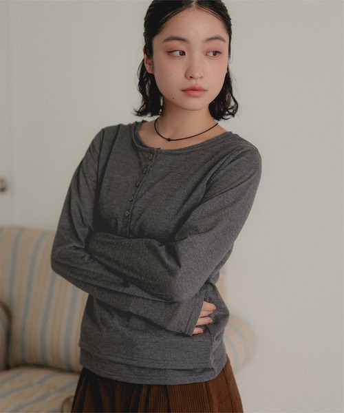 miette(ミエット)の「レイヤードライクヘンリーTシャツ(Tシャツ/カットソー・レディース・ライトイエロー/チャコール/ドット・FREE)」の20枚目の写真