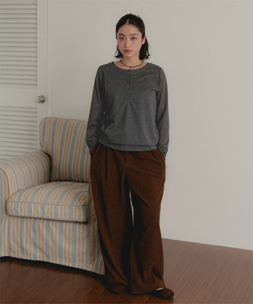 miette(ミエット)の「レイヤードライクヘンリーTシャツ(Tシャツ/カットソー・レディース・ライトイエロー/チャコール/ドット・FREE)」の21枚目の写真