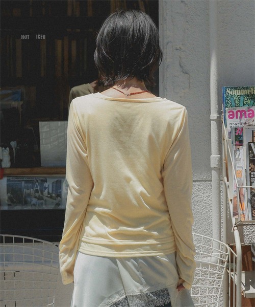 miette(ミエット)の「レイヤードライクヘンリーTシャツ(Tシャツ/カットソー・レディース・ライトイエロー/チャコール/ドット・FREE)」の5枚目の写真