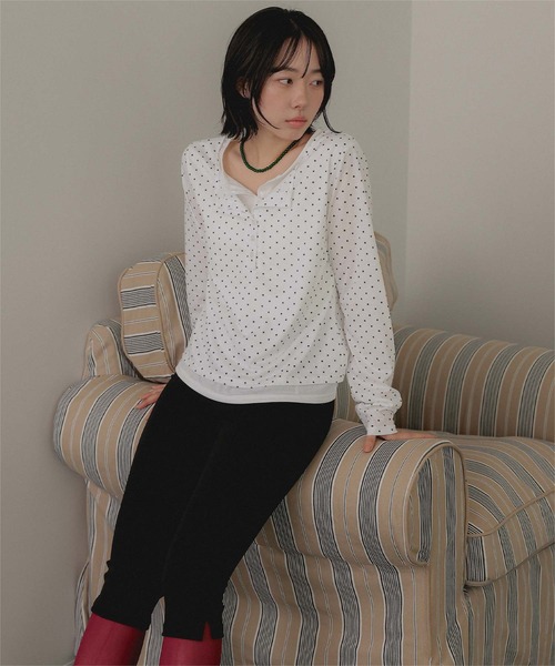 miette(ミエット)の「レイヤードライクヘンリーTシャツ(Tシャツ/カットソー・レディース・ライトイエロー/チャコール/ドット・FREE)」の14枚目の写真