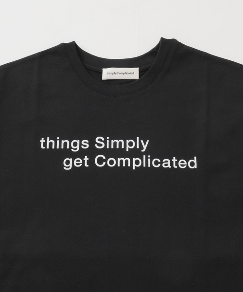 SimplyComplicated(シンプリーコンプリケイテッド)の「Simply Complicated / シンプリーコンプリケイテッド MESSAGE TEE(Tシャツ/カットソー・メンズ・ホワイト/ブラック・1/2)」の4枚目の写真