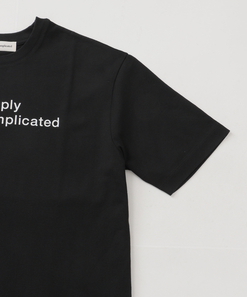 SimplyComplicated(シンプリーコンプリケイテッド)の「Simply Complicated / シンプリーコンプリケイテッド MESSAGE TEE(Tシャツ/カットソー・メンズ・ホワイト/ブラック・1/2)」の5枚目の写真