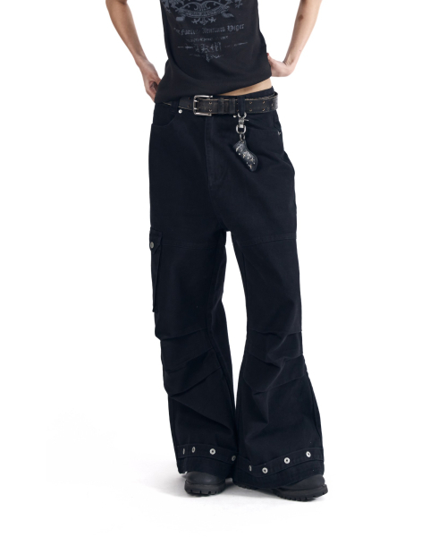 AAKAM(アーカム)の「Cowboy Chaps Cotton Pants (Black)(その他パンツ・レディース・その他・1/2)」の4枚目の写真